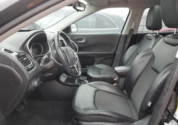 Jeep Compass cena 62000 przebieg: 67670, rok produkcji 2019 z Kisielice małe 92